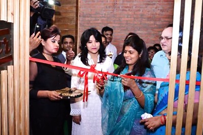 Yogi's Minister Inaugurates Beer Shop, Stirs Row