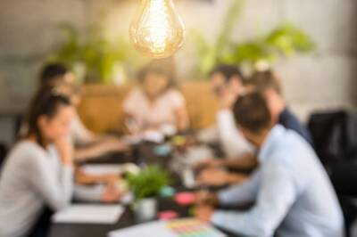 As Starbucks Appoints Laxman As CEO, Here's A List of Indian CEOs of Leading Multinational Companies