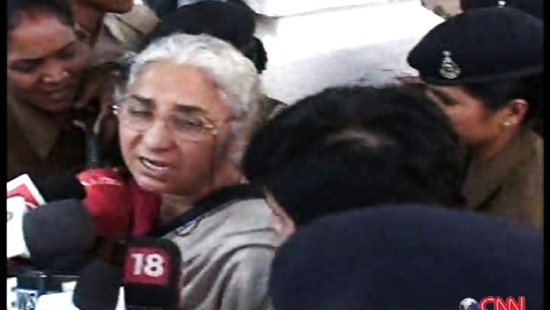 Medha Patkar arrested along with associates in Allahabad