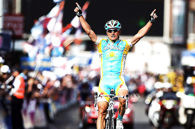 Vinokourov of Kazakhstan wins Olympic road race