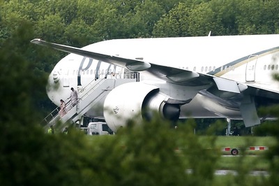 Hotel in United Kingdom Refuses to Give Rooms to Pakistan International Airlines Staff for 'Pestering Women'