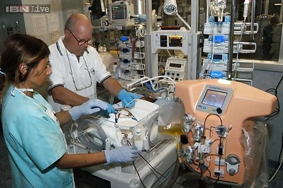 Doctors design mini dialysis machine for babies