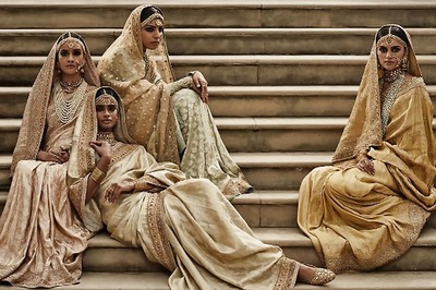 Tarun Tahiliani, Sabyasachi Ask Government To Revive Handloom With Technology