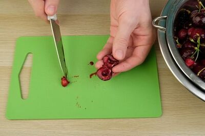 How to Preserve Cherries
