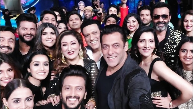 Salman Khan Shares 'Mega' Selfie, See Pic
