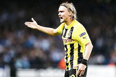 Dortmund's Schmelzer, Blaszczykowski in squad to face Malaga