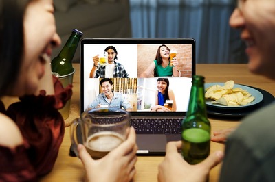 National Best Friend Day 2021: Things You Can Do to on Your Virtual Friends Reunion Amid COVID-19