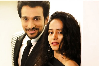 Pratik Gandhi on Directing Wife Bhamini Oza Gandhi in Gujarati Play: It Worked Wonderfully | Exclusive