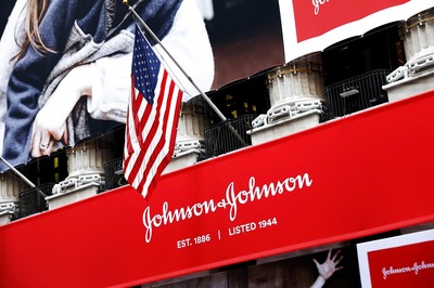 Covid-19 Vaccine Hopes Rise as AstraZeneca Resumes US Trial, J&J to Follow Suit Next Week