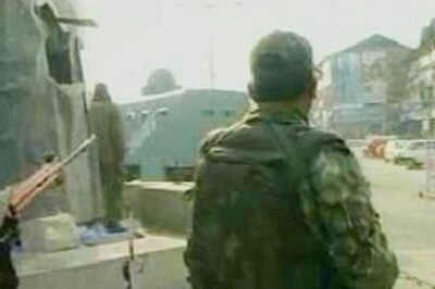 Militant attack in Srinagar: 25 injured