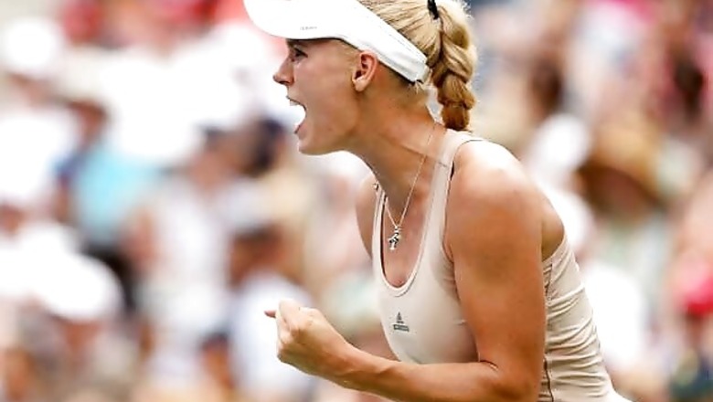 Caroline Wozniacki outlasts Maria Sharapova, moves into US Open quarters