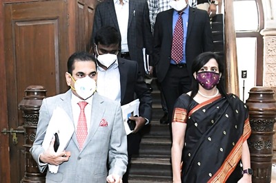 BMC Budget 2022: Mumbai Civic Body Presents Rs 45,949 Crore Budget, Rs 6,934 Cr for Health; Tax Relief for Small Flats