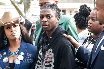 Black Teen Sues School over Hairstyle, Loses, Leaves Courtroom in Tears