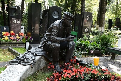 Underworld Wide Web: Moscow to launch free WiFi in cemeteries