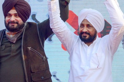 Cong’s Punjab Problem Could Implode as Sidhu Plays From Both Ends of the Pitch; Brace for Impact in March