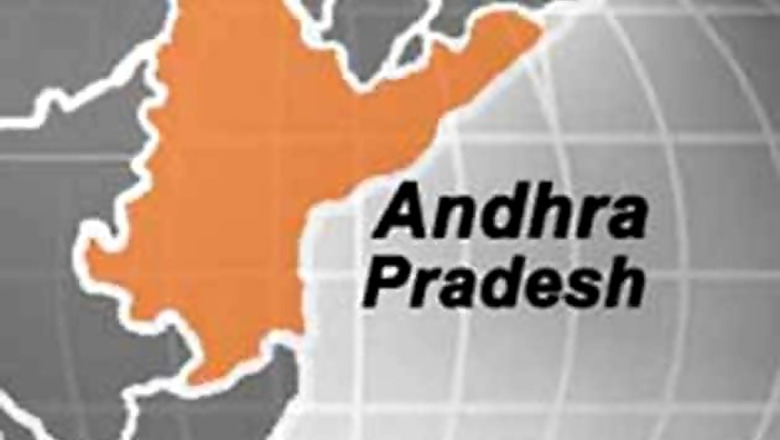 AP: TDP, Cong activists clash over leader's arrest