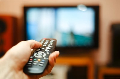 Teens spend 9 hours a day consuming media; TV, music remain favourites