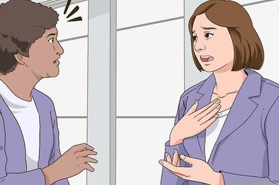 How to Tell Coworkers You're Pregnant