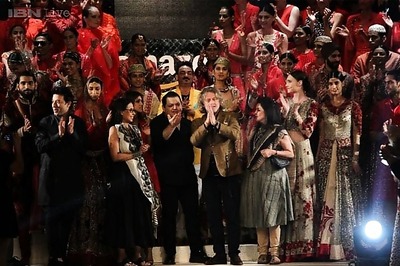 AIFW 2015: Designers celebrate 'Crafts of India' at the grand finale
