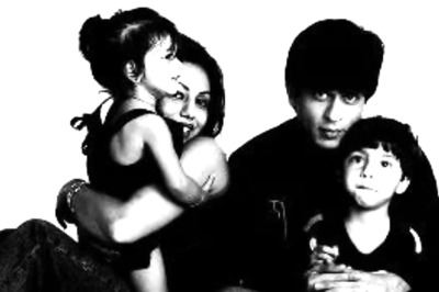 Aryan Khan Sits In SRK's Lap, Suhana Khan Hugs Gauri Khan Tightly In Viral Childhood Photo; See Here