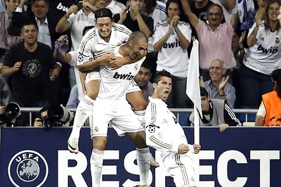 Barcelona and Real Madrid face questions about form