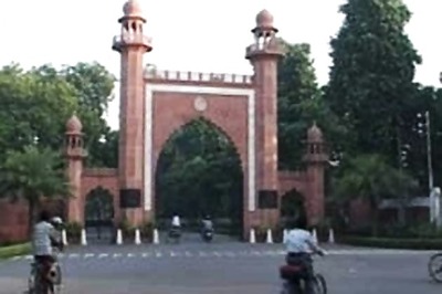 AMU academicians condemn UP govt's ban on VHP's yatra