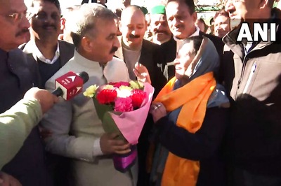 News18 Afternoon Digest: HP CM's Oath-Taking at 1:30, Gandhis to Attend; PM Flags off Vande Bharat Train & Heads to Goa Next