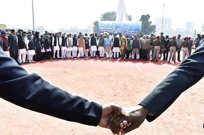 Over '3 cr' People Formed Human Chain Supporting Prohibition in Bihar: Nitish