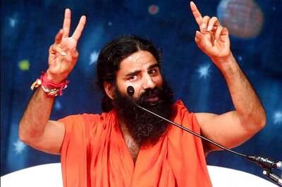 Ramdev, ex-Army Chief lead protest at Jantar Mantar