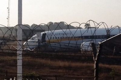 Jet Airways Tumbles by Another 15% Despite Lenders Speeding Revival Efforts