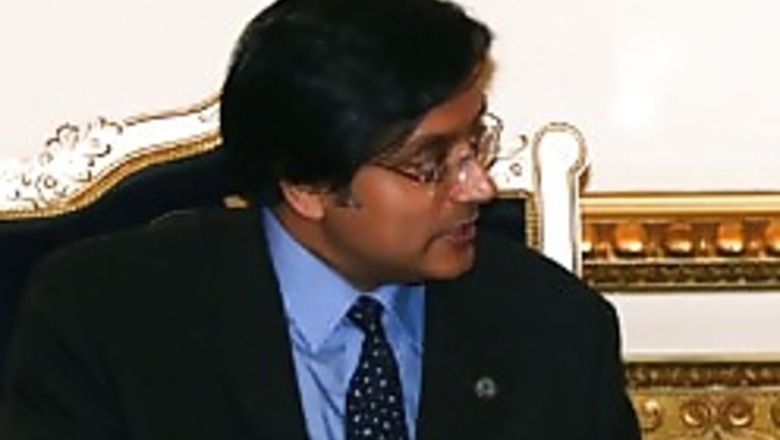 US holds Tharoor in 'greatest regard'
