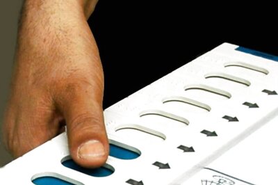 Delhi Man Claims Mismatch Between Vote Cast by Him and VVPAT Slip; EC Orders Probe