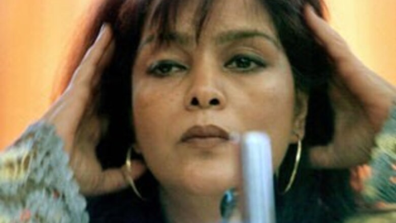 I don't want to play bechari maa roles: Zeenat Aman