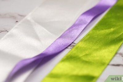 How to Make Homecoming Mums