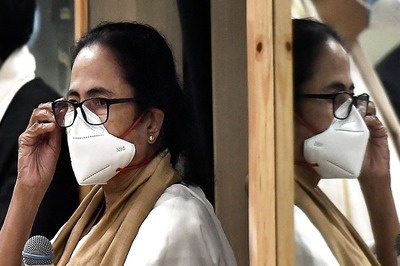 Some Old, Some New: Mamata's Cabinet is a Mixed Bag; Amit Mitra in, Madan Mitra Out