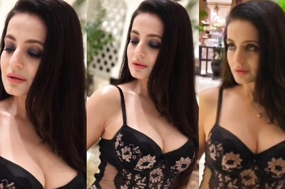 HOT! Ameesha Patel Flaunts Cleavage in Skintight Corset; Heats Up Internet With Sexy Video; Watch