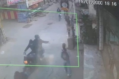 Delhi Acid Attack: Survivor Conscious, Continues to Be in ICU, Says Doctor