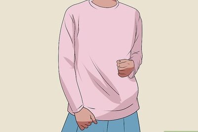 How to Wear a Summer Dress in Winter