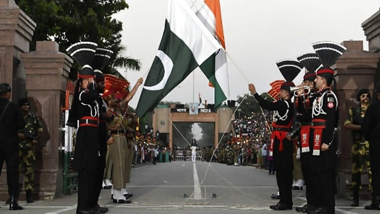 First Pakistani Sikh Ranger shines at Wagah Border ceremony