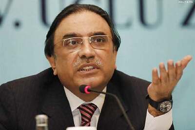 Pak SC cancels licence of Zardari's lawyer