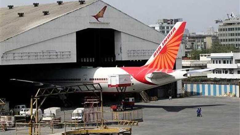 BJP, Shiv Sena slam Govt for Air India crisis
