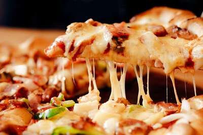 What the Fork: The Haji Ali One is the Most Delicious Indian Pizza You Can Try, Writes Kunal Vijayakar