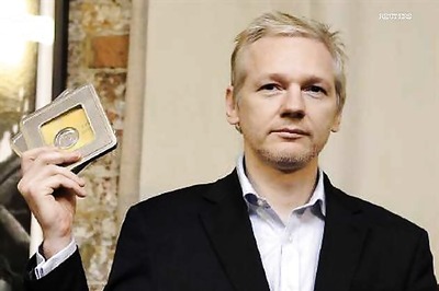 Assange mocks Obama, accuses him of two-facedness