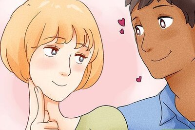 How to Use Body Language to Keep a Guy Wanting More