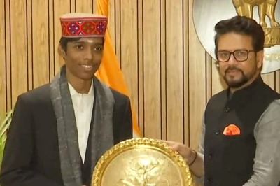 Sports Minister Anurag Thakur Felicitates GM Praggnanandhaa, Chess Ace Confident of Winning Asiad Gold
