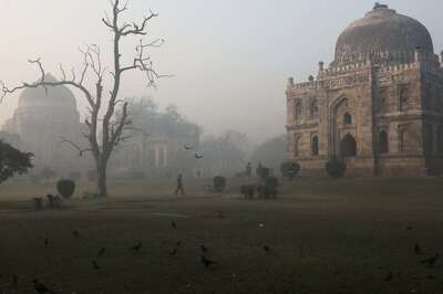 Delhi Records 'Moderate' Air Quality, Likely to Become 'Poor' in Days Ahead