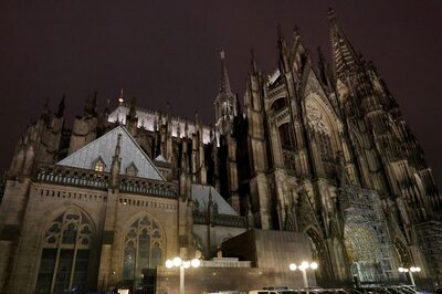 Germany: Security Boosted at Cologne Cathedral for Christmas Amid Looming Threat