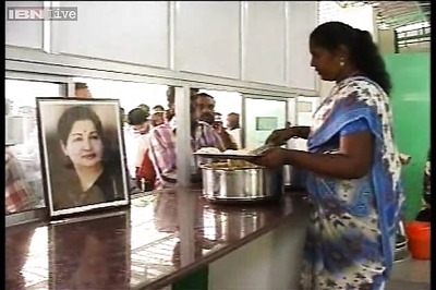 Tamil Nadu CM Jayalalithaa opens largest Amma canteen
