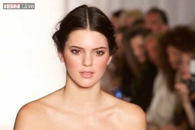 Kendall Jenner 'flirts' with basketball player