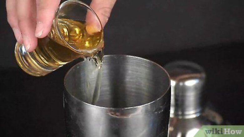 How to Make a Whiskey Sour